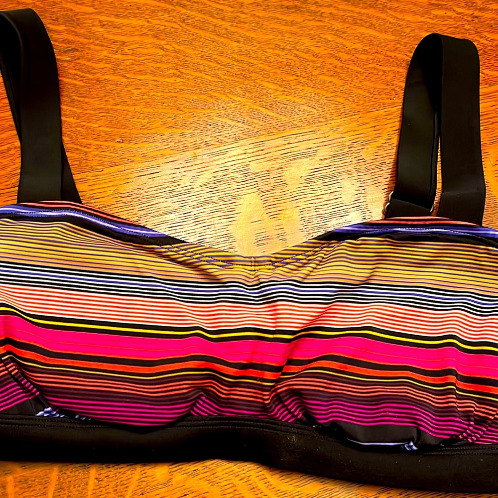 Athleta underwire colorful stripe swim top with adjustable straps euc 36D/DD